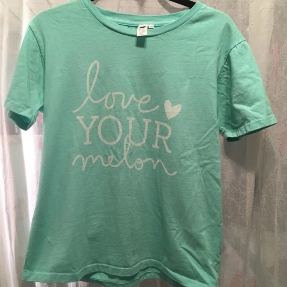 Love Your Melon Classic T-Shirt (XS)